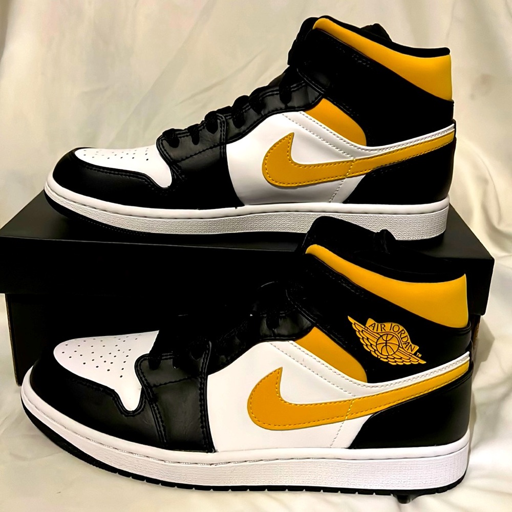 Air Jordan 1 Mid Pollen
